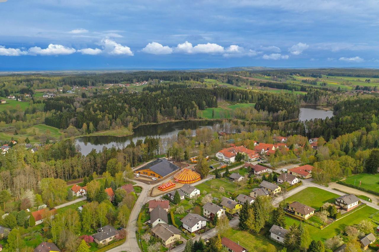 Hotel Theater- Und Feriendorf Koenigsleitn Gmbh Litschau Exteriér fotografie