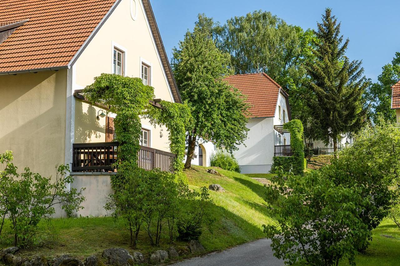 Hotel Theater- Und Feriendorf Koenigsleitn Gmbh Litschau Exteriér fotografie