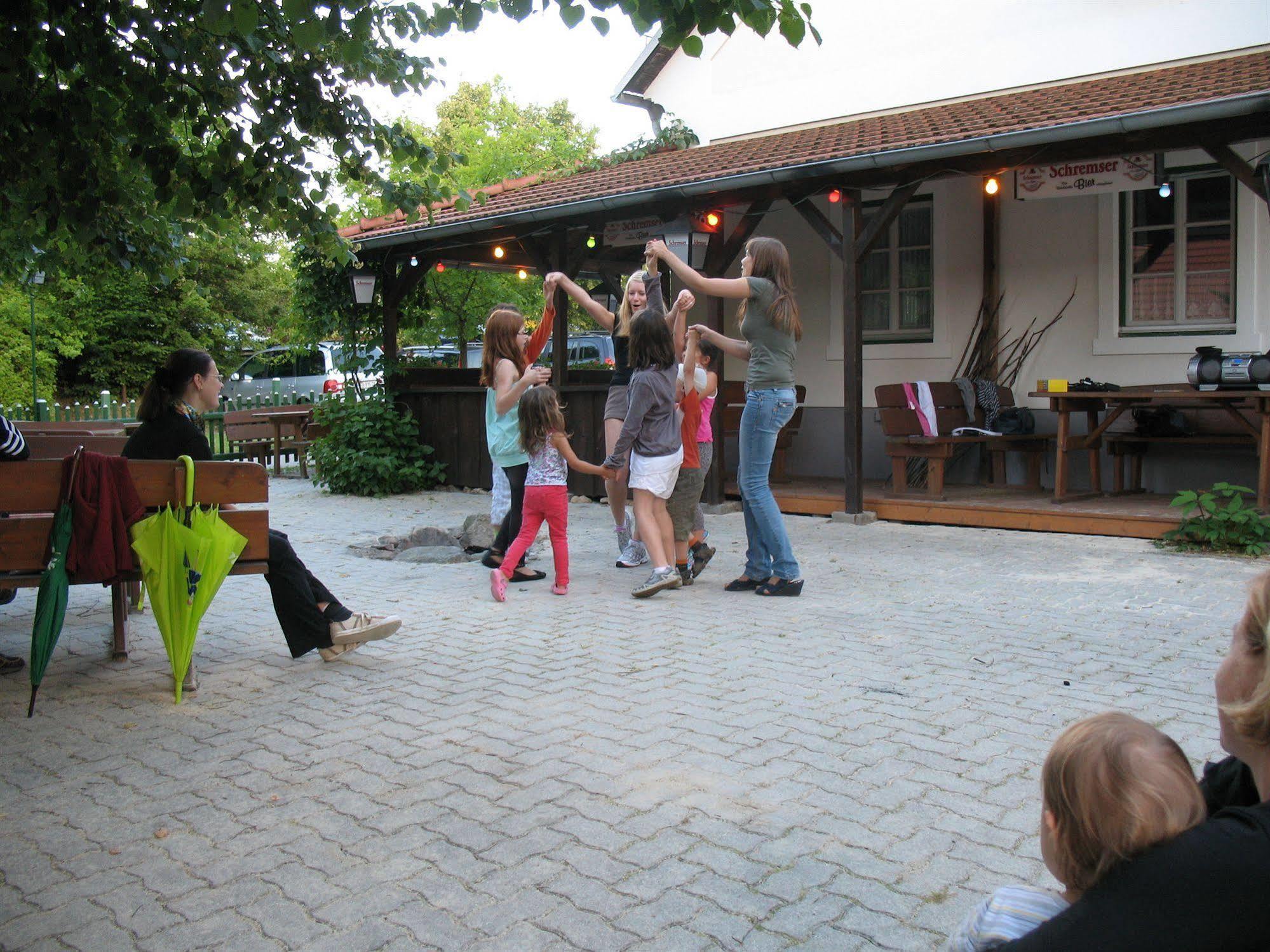 Hotel Theater- Und Feriendorf Koenigsleitn Gmbh Litschau Exteriér fotografie